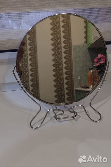 Зеркало настольное