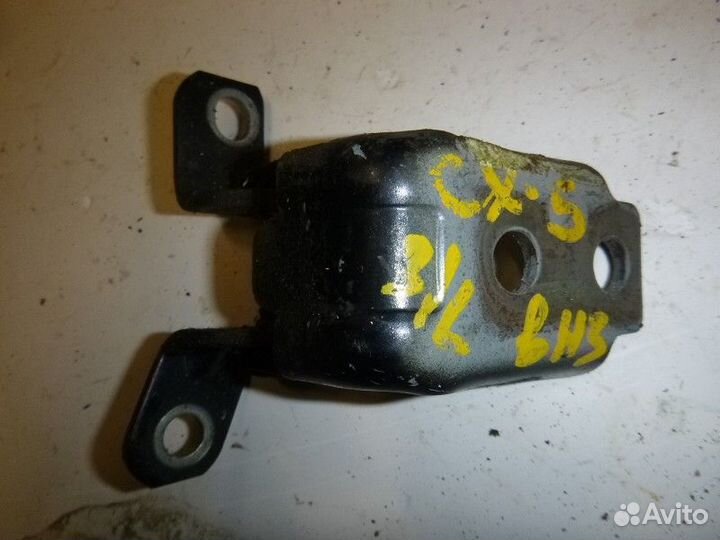 Петля двери задней левой нижняя mazda CX 5 2012-20