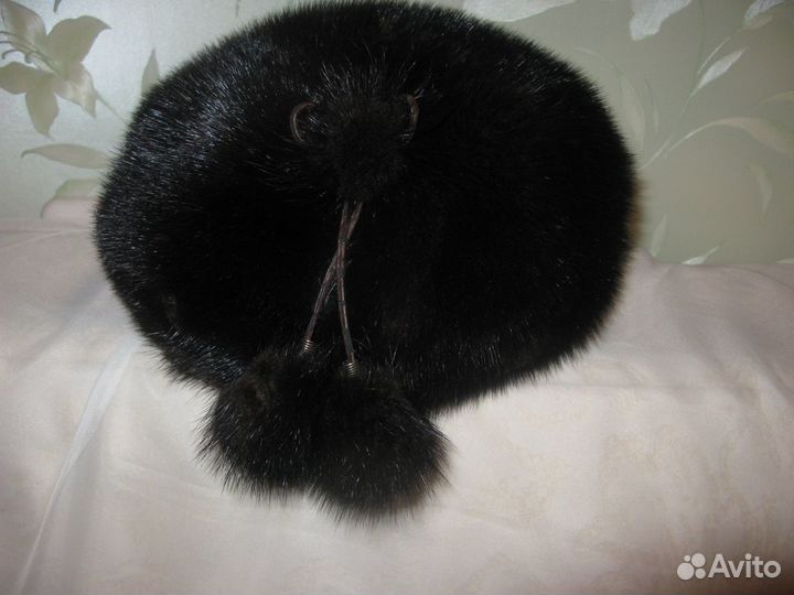 Берет из меха норки