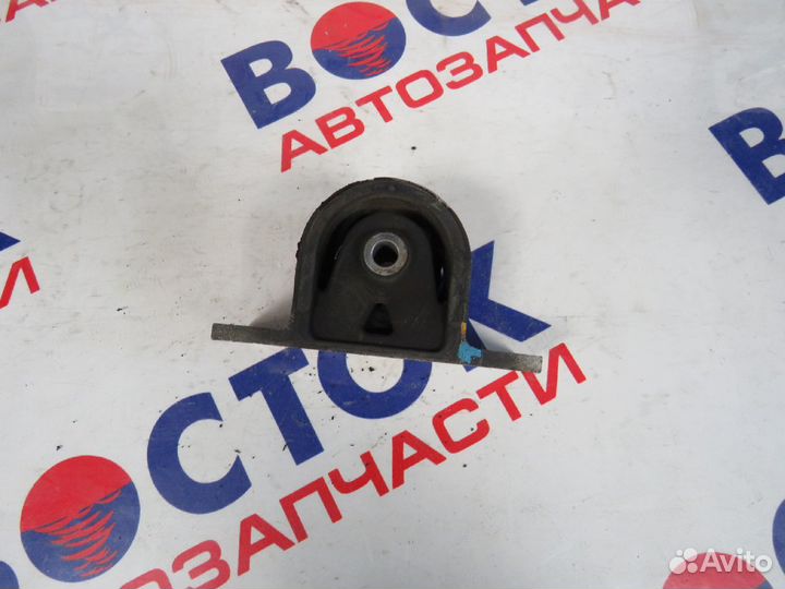 Подушка двигателя Зад nissan cedric HY34, MY34 VQ3