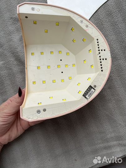 Лампа для ногтей