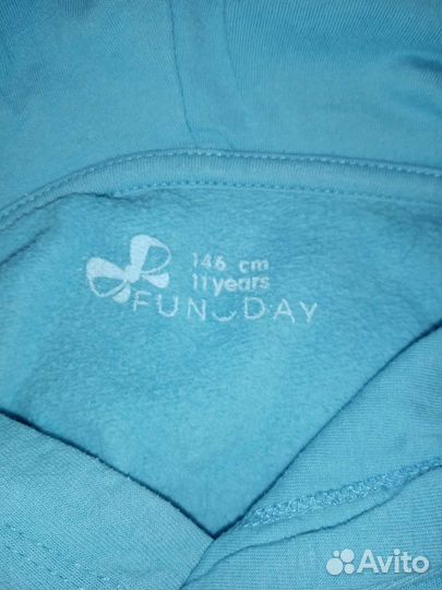 Спортивный кастюм