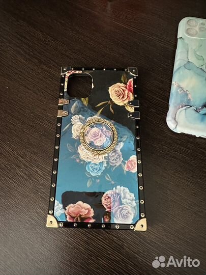 Чехол на iPhone 11