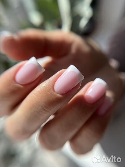 Маникюр педикюр