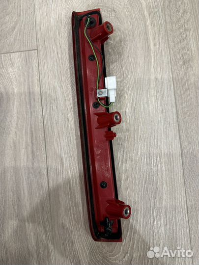 Стоп сигнал на крышку багажника kia ceed 2011