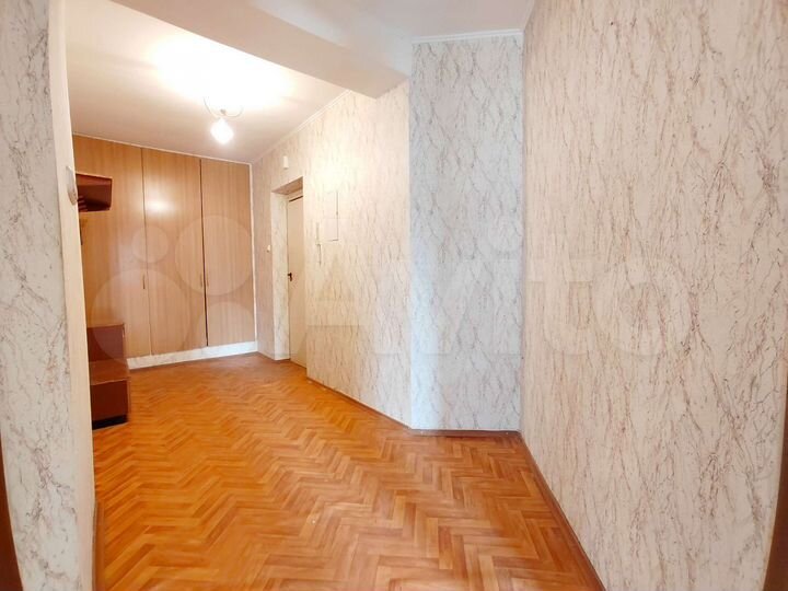 1-к. квартира, 55,7 м², 1/5 эт.