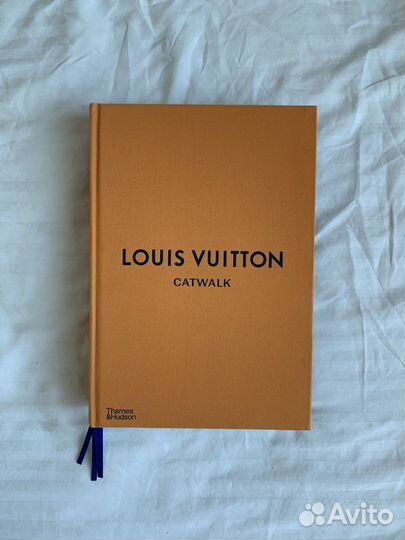 Книга catwalk louis vuitton