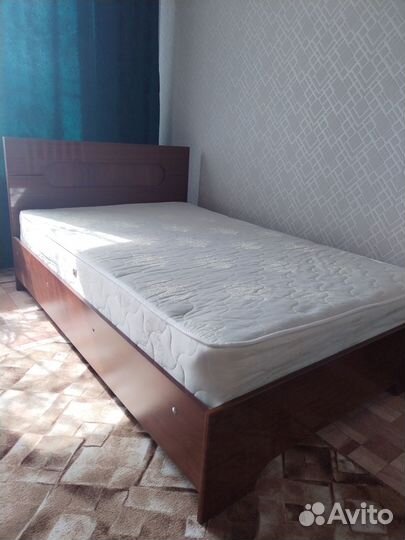 Кровать с матрасом 120х200 бу