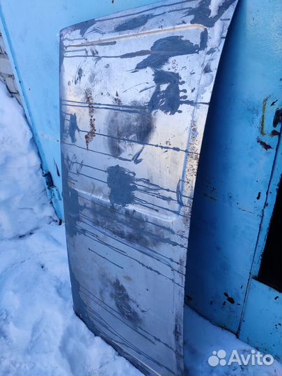 Крышка багажника 2103