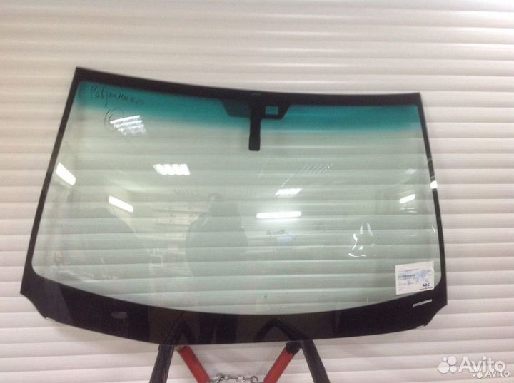 Заднее стекло Мазда 3 бк