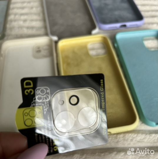 Чехлы на iPhone 11