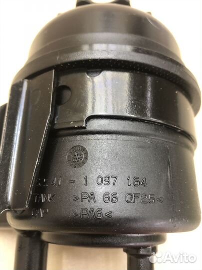 Бачок гура BMW 3 E46