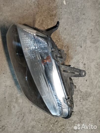 Фара левая черный отражатель renault duster (2012)