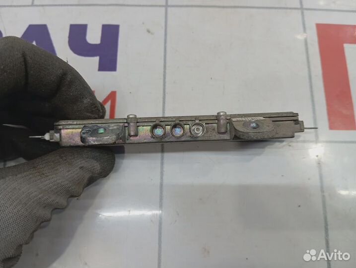 Антенна электрическая Porsche Cayenne (9PA) 7L5035225B