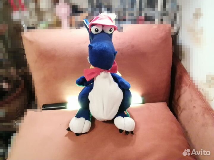 Большой синий музыкальный дракон из видео