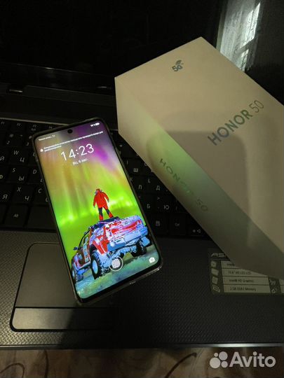 Телефон Honor 50