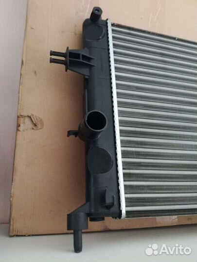 Радиатор охлаждения Opel Astra G