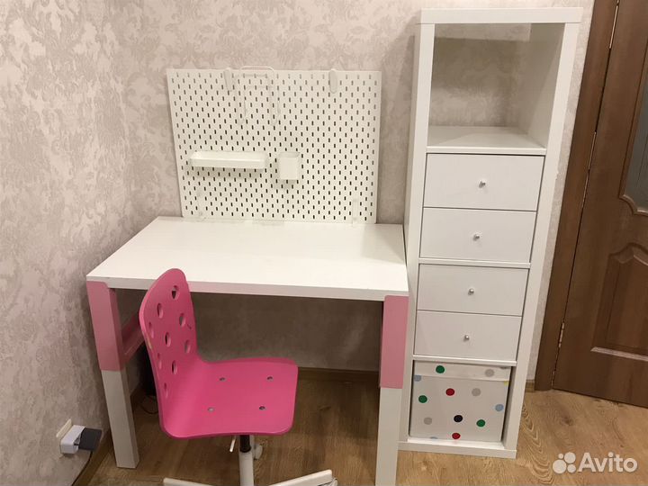 Детский набор (стол, стул, пенал для вещей) IKEA