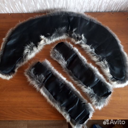 Меховой воротник и манжеты