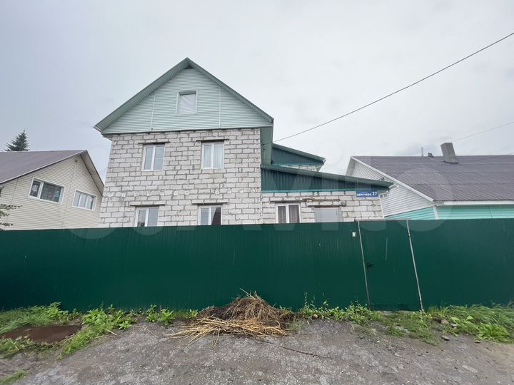 Коттедж 223,5 м² на участке 4,4 сот.