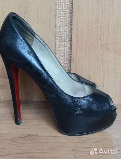 Туфли кожаные на высоком каблуке женские 38 размер