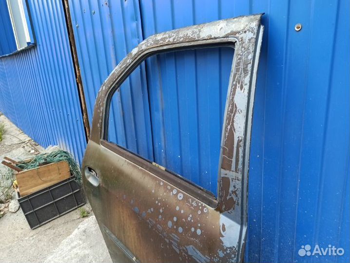 Дверь задняя правая Renault Logan K7MF710 2011