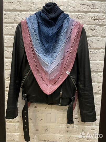 Бактус/шаль/платок ручной работы. Новый