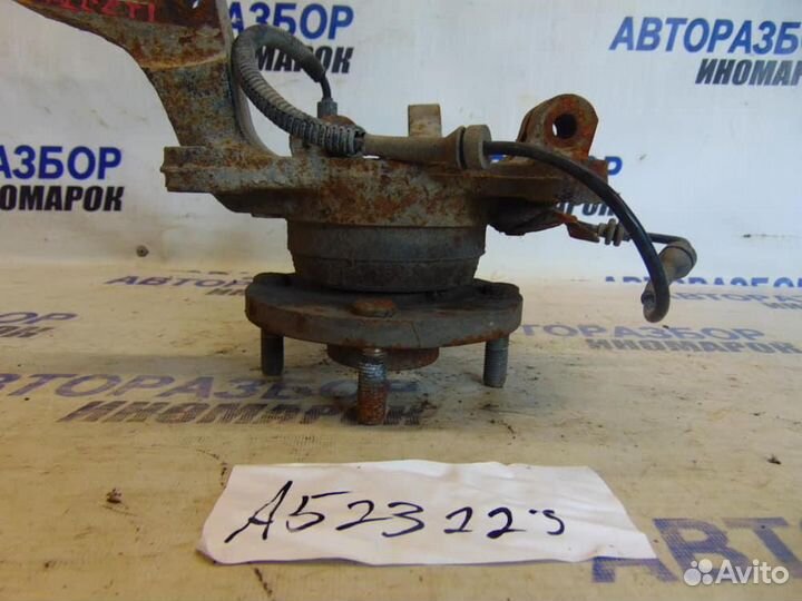 Кулак поворотный передний правый для Chevrolet Lac