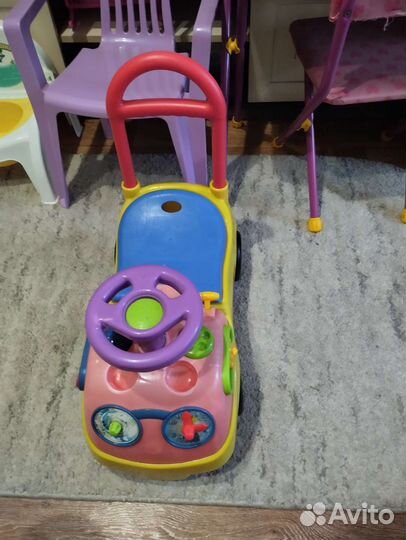 Машинка-каталка