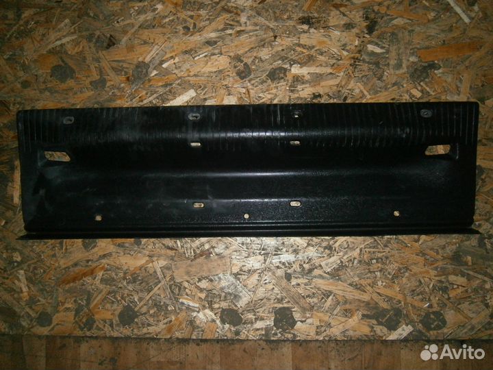 Обшивка накладка задней панели Чери Амулет Chery A