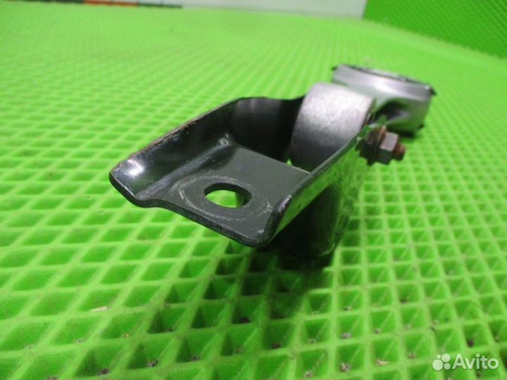 Опора двигателя задняя Volkswagen Polo 5 MK5