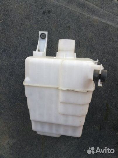 Абсорбер Toyota Prius NHW11