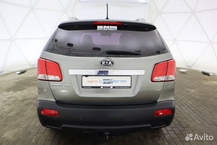 Kia Sorento 2.4 AT, 2011, 181 972 км