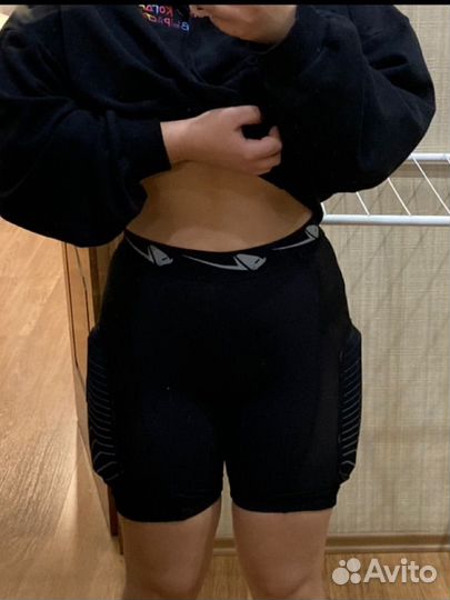 Защитные шорты для сноуборда