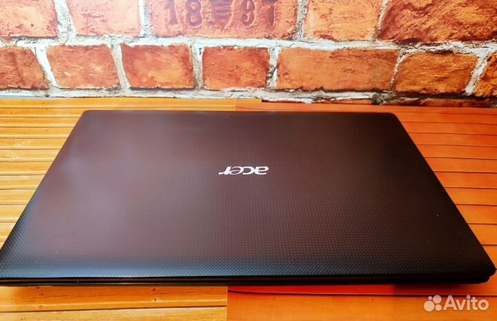 Acer Aspire 5552 - Athlon X2 \ 3 Озу \ 500 HDD