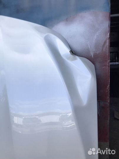 Капот на Toyota Camry 70