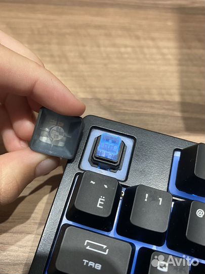 Игровая клавиатура msi