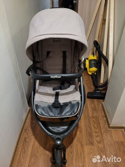 Коляска прогулочная peg-perego