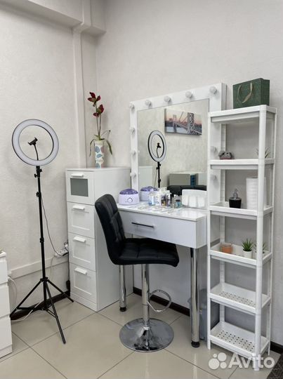 Аренда мастеру маникюра рабочее место