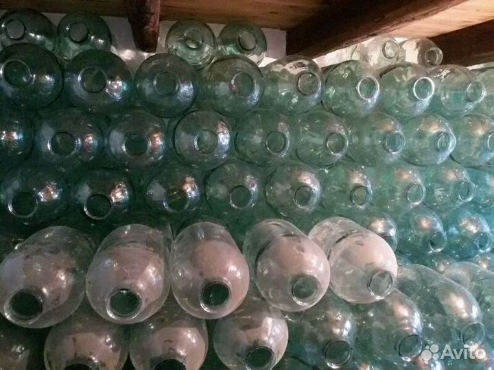 Продаются банки стеклянные и пластиковые