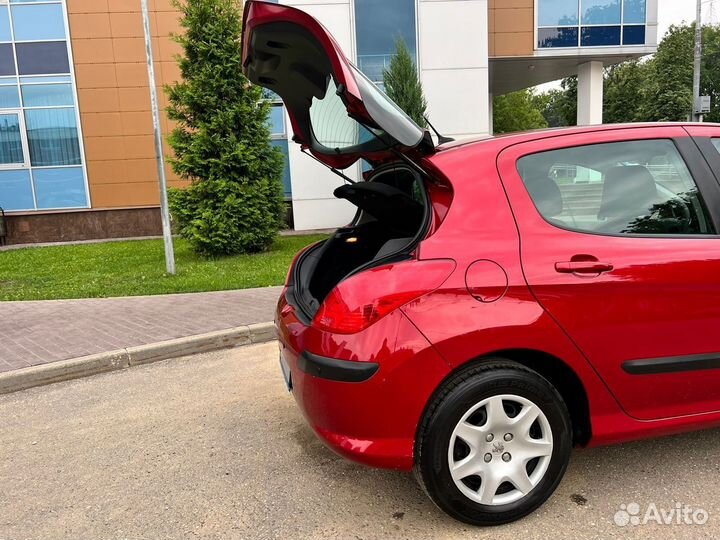 Peugeot 308 1.6 AT, 2010, 104 500 км