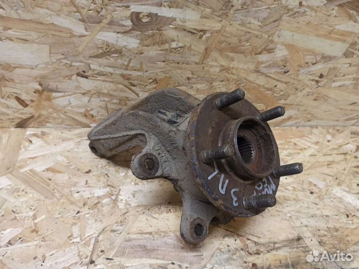 Кулак поворотный левый Ford Mondeo 3