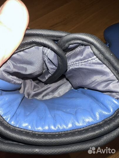 Боксерские перчатки