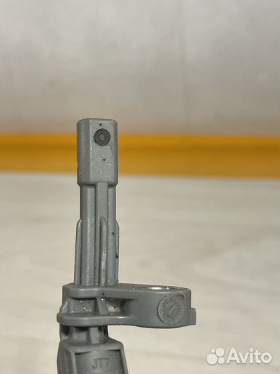 Датчик абс задний правый VW Passat cc