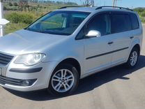 Volkswagen Touran 2.0 MT, 2008, 430 000 км, с пробегом, цена 850 000 руб.