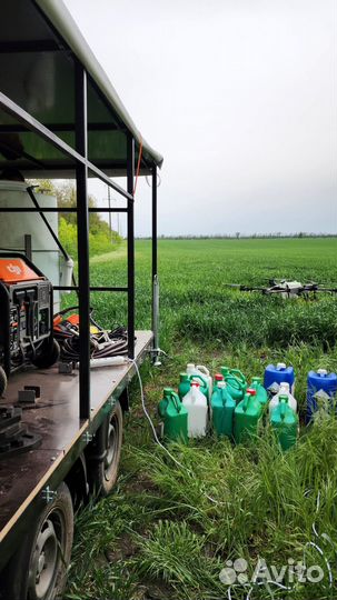 Опрыскивание полей агродронами