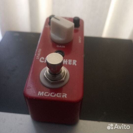 Педаль эффектов mooer cruncher