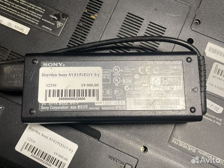 Ноутбук Sony sve151e11v