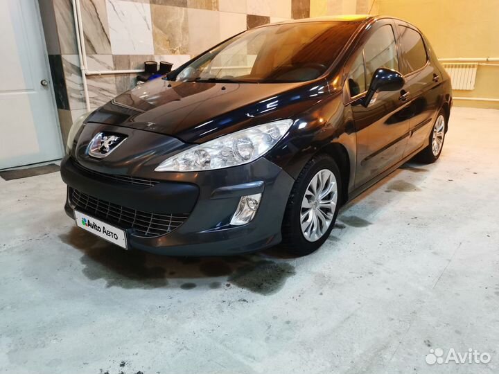 Peugeot 308 1.6 AT, 2010, 137 000 км