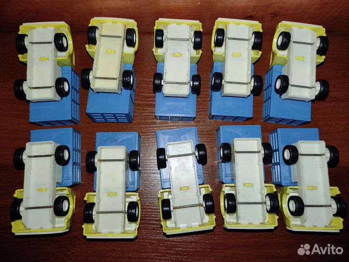 Машинка игрушка детская СССР колкий пластик 10шт